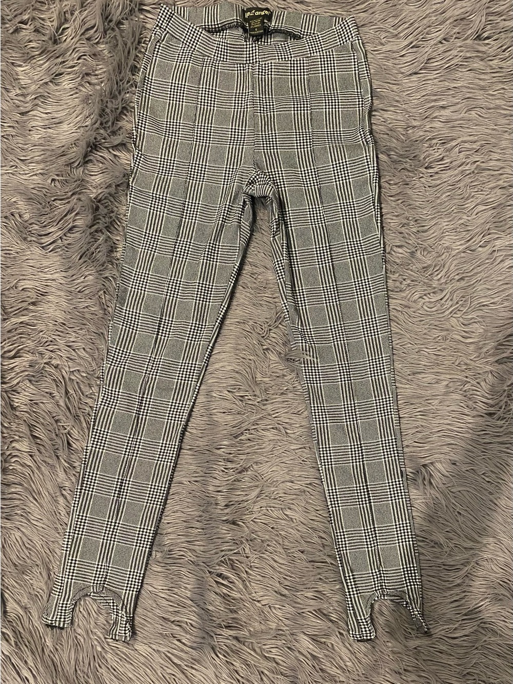 like an angel Grey W/ Black & White Plaid Stirrup Skinny Pants (S)
